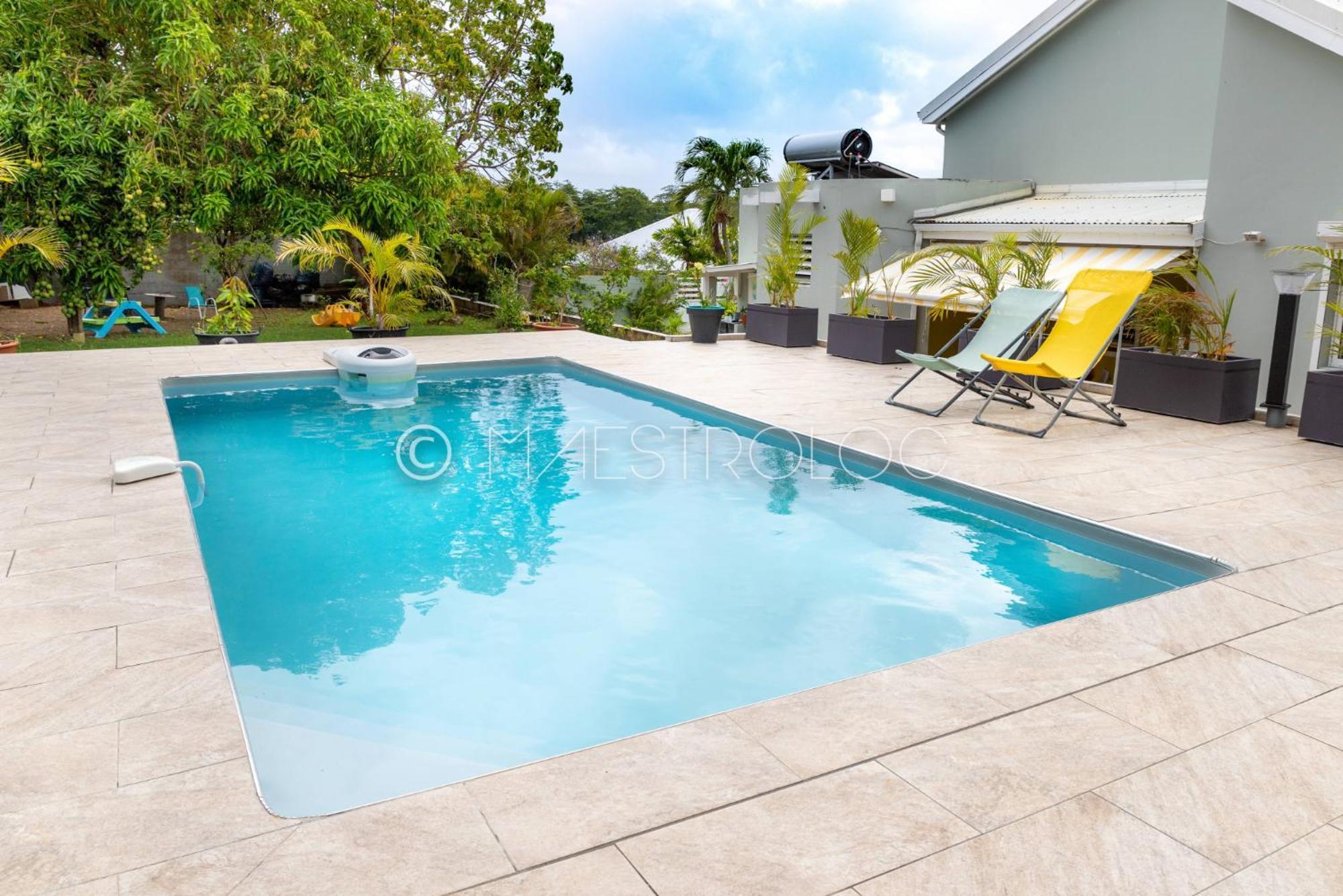 Villa L'Artist en bord de mer avec piscine privée Sainte-Rose Extérieur photo